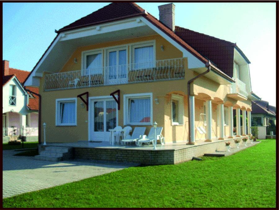 Erika Vendeghaz Hotel Buk Exterior photo